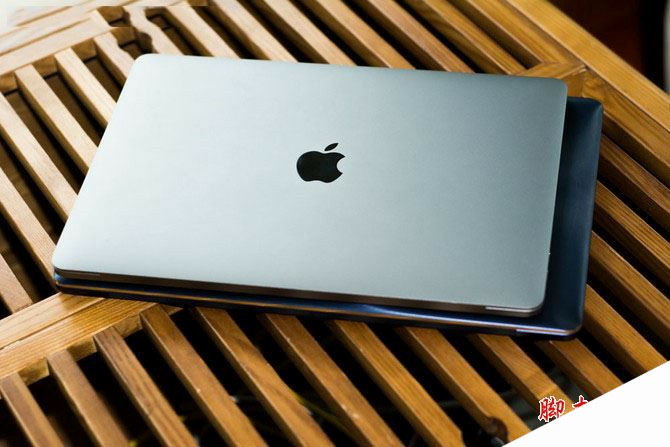 华硕灵耀3 Deluxe全面对比苹果MBP: 华硕灵耀3 Deluxe能否完胜MacBook Pro