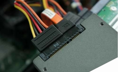 SSD怎么安装 台式机与笔记本安装固态硬盘方法步骤