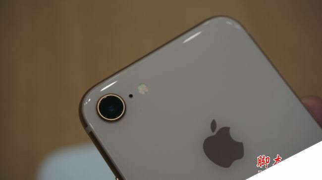 iPhone8值得买吗？苹果iPhone8配置/外观/性能/拍照全面评测图解