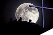 如何用iPhone拍出完美月亮