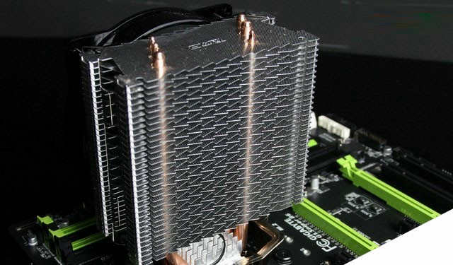 CPU散热器选择误区一：塔式散热比下吹好？