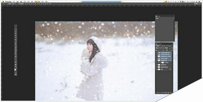 ps怎样把人物图片制作成漫天飞舞的雪景效果?