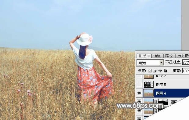 Photoshop将草原上的人物调制出清爽的韩系蓝黄色