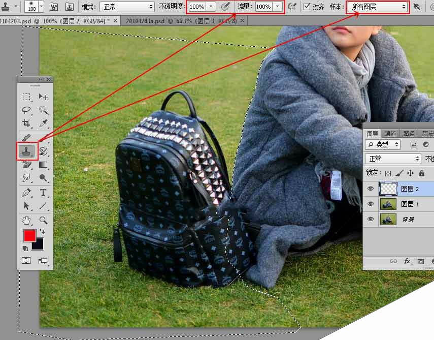 Photoshop如何快速去掉人物照片中不需要的书包