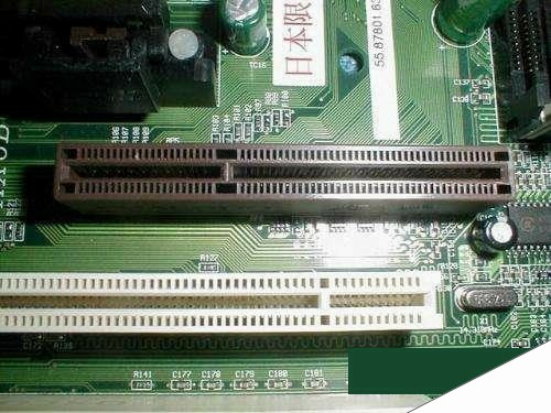 显卡PCI/AGP/PCI-E接口有什么区别？PCI-E接口知识科普
