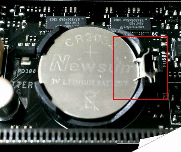 电脑主板怎么更换CMOS电池？电脑主板纽扣电池更换安装的图文教程